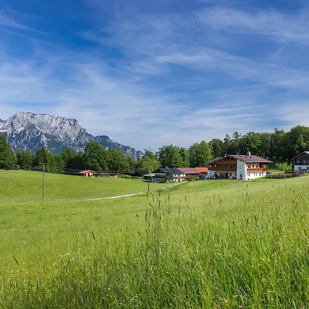 Gaestehaus Laercheck Bergfeuer * Berchtesgaden